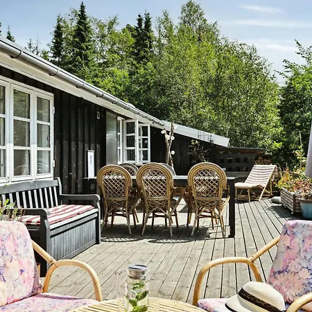 Three Generation Summer House In Colourful Style