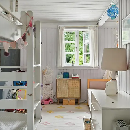 Three Generation Summer House In Colourful Style